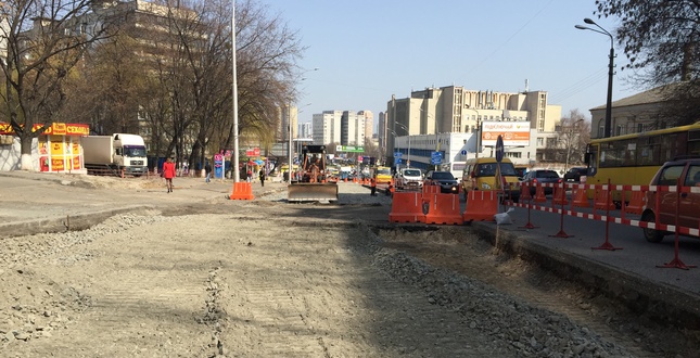 В Голосіївському районі столиці тривають роботи з реконструкції вул. Васильківської