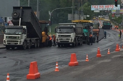 "ГЛАВКОМ": У місті триває ремонт головних магістралей