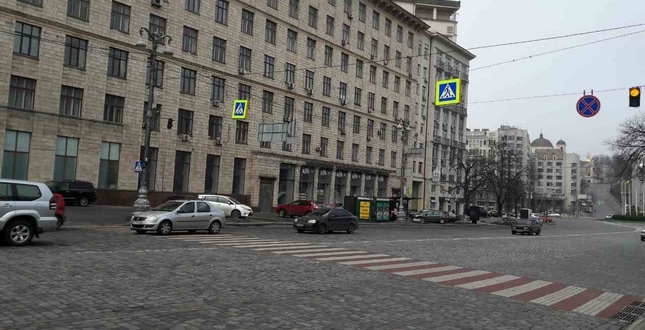 Комунальна корпорація «Київавтодор» продовжує втілювати інновації, спрямовані на підвищення безпеки руху пішоходів у столиці