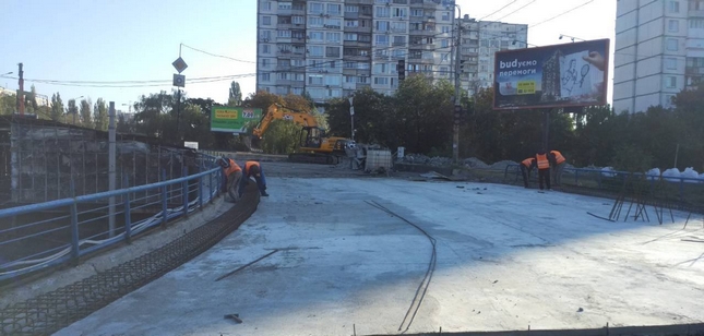 Ні на день не припиняються роботи з капітального ремонту транспортних розв’язок та вулиць Києва
