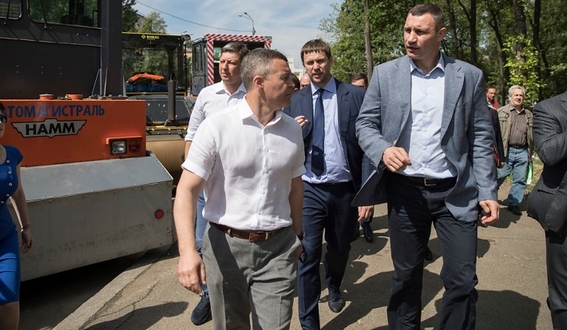 Віталій Кличко: Впродовж літа ми відремонтуємо максимальну кількість доріг із запланованого обсягу